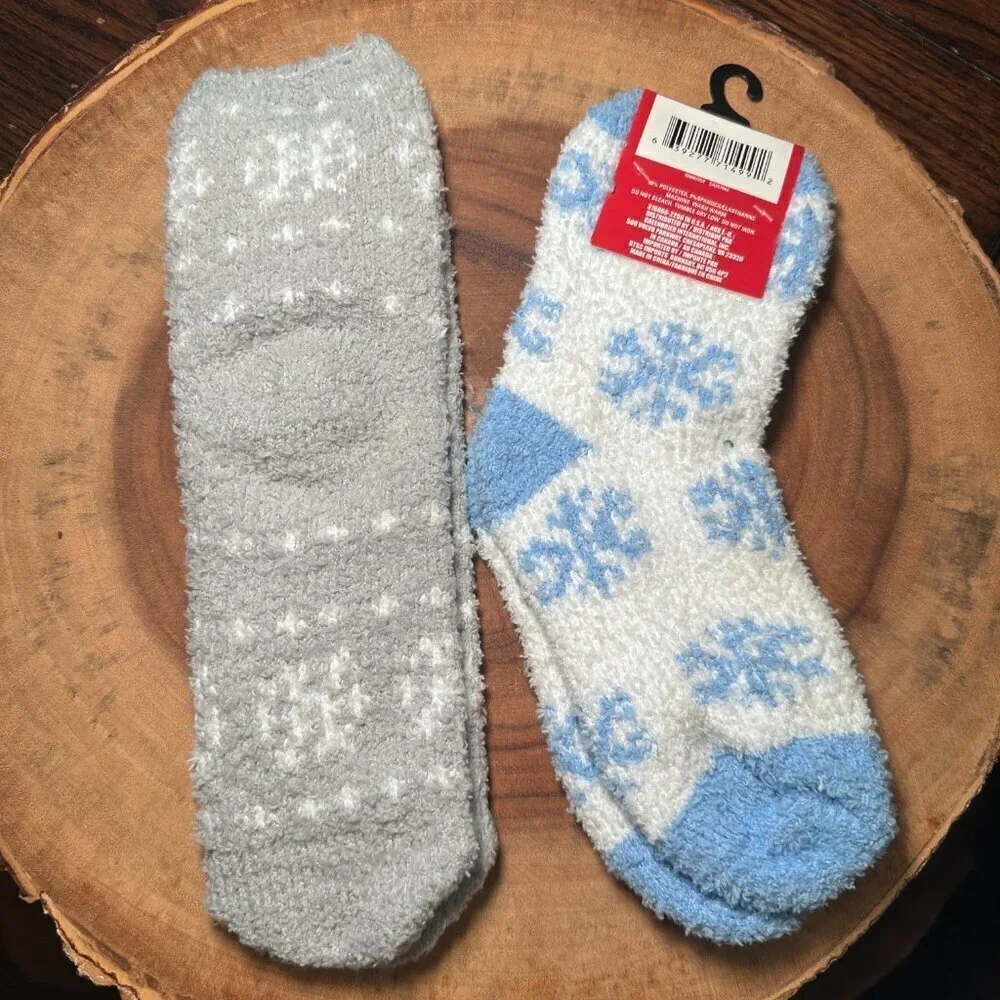 Snowflake Fuzzy Socks 2 pair Bundle